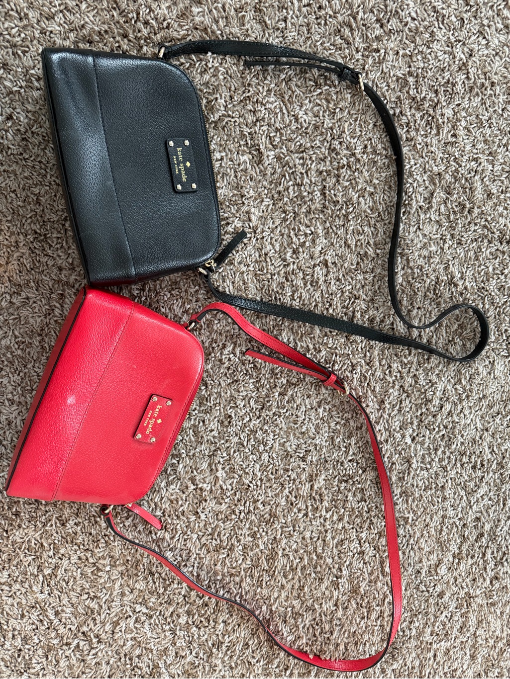 Kate Spade Pebbled Leather Crossbody Duo In Black And Red